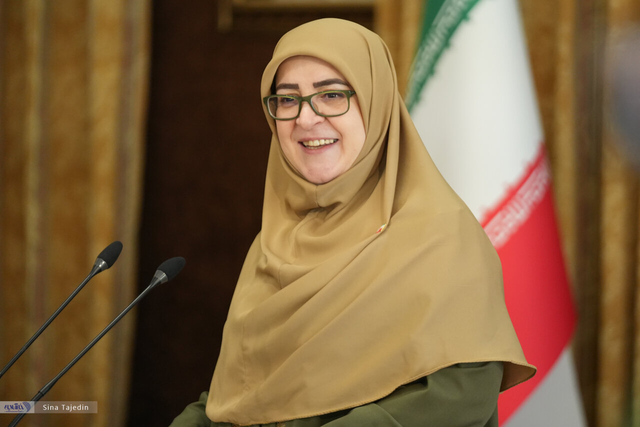 ببینید | سخنگوی دولت: من سراغ سیمکارت سفید نرفتم؛ آن را به من دادند ببینید | سخنگوی دولت: من سراغ سیمکارت سفید نرفتم؛ آن را به من دادند